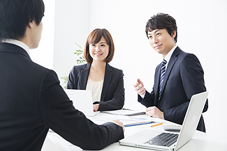 フリーペーパー(タウン情報誌)発行 D社 フリーペーパー(タウン情報誌)発行 D社